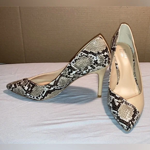 Women’s Bleecker&Bond Heels - Picture 4 of 5